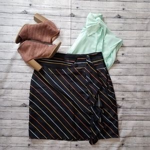 Downeast| skirt with side ruffle